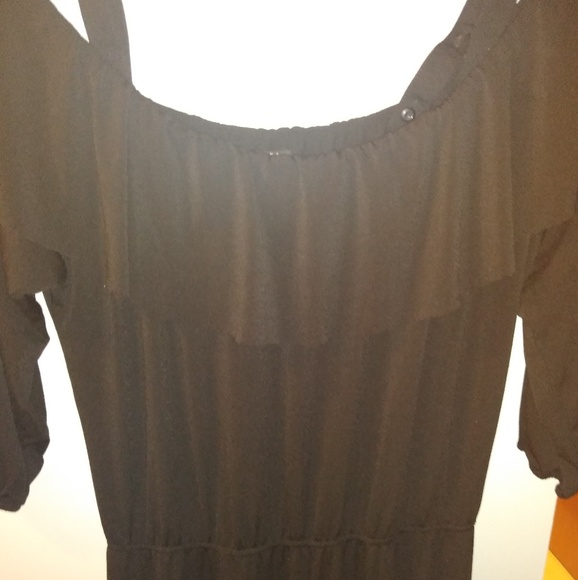 Black of shoulder jumper - Picture 2 of 7